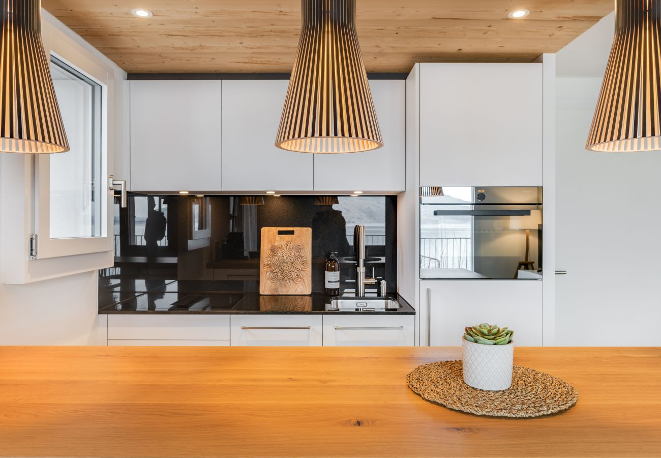 Apartment in Leissigen - Bijou Lake Side Terrace